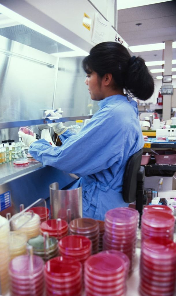Seguridad conectada para trabajadores de Biotecnología y Farmacia